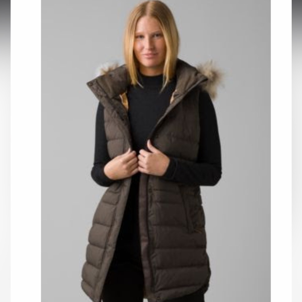 Prana Olive Shiroma Long Insulated Vest NWOT Never Worn Size M Extremely Warm!
